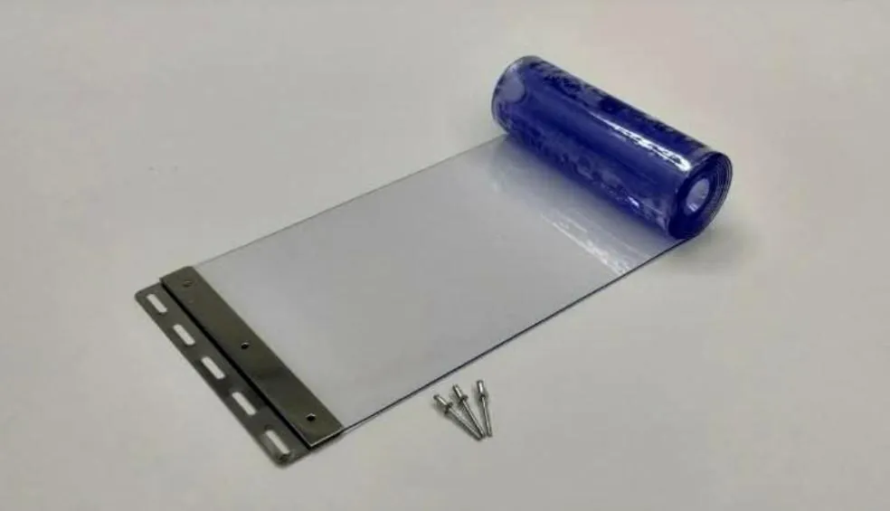 شرائح PVC وقاعدة تثبيت استانلس